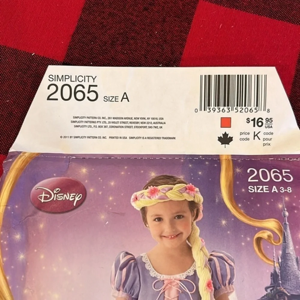 Simplicity Tangled Pattern 2065 Size A NEW
